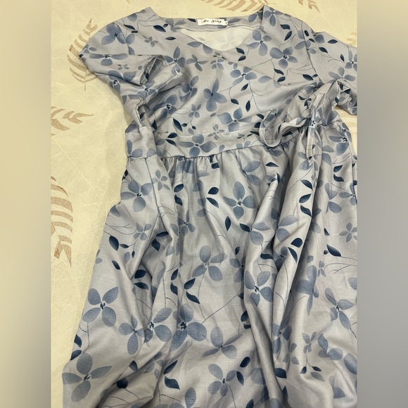 Floral Blue Dress - Picture 7 of 7
